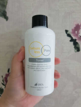 이솔화장품 이솔 세범 리스 포어 토너 200ml — 5점을 준 리뷰어가 2018년 8월 올린 사용 사진