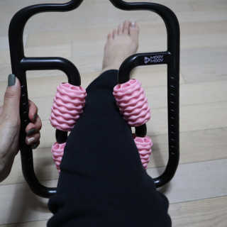 뭅뭅 바디핏레그롤러 종아리 허벅지 하체 마사지기 — 5점을 준 리뷰어가 2019년 11월 올린 사용 사진