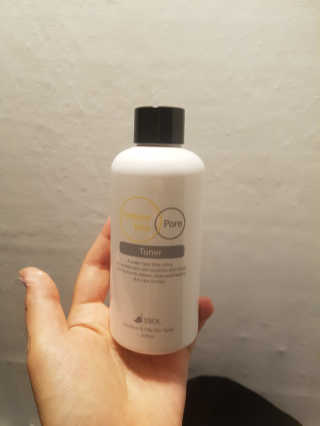 이솔화장품 이솔 세범 리스 포어 토너 200ml — 4점을 준 리뷰어가 2018년 8월 올린 사용 사진