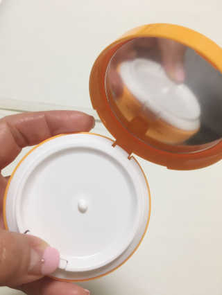 아토팜 톡톡 페이셜 선팩트 SPF43 PA+++ — 4.5점을 준 리뷰어가 2017년 3월 올린 사용 사진