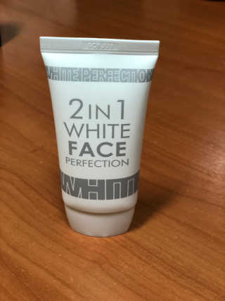 피움 스킨바리스타 2in1 화이트 페이스 퍼펙션 50ml — 4.67점을 준 리뷰어가 2018년 10월 올린 사용 사진