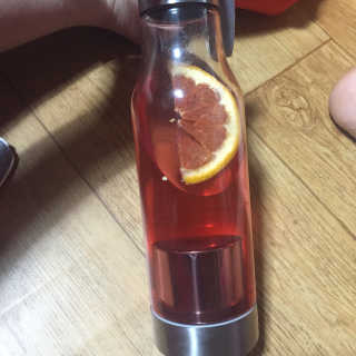더THE담다 디톡스 워터 팩 500ml 5개 — 5점을 준 리뷰어가 2016년 11월 올린 사용 사진