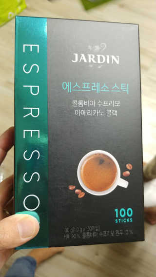 (주)쟈뎅 쟈뎅 에스프레소 스틱 아메리카노 블랙 — 5점을 준 리뷰어가 2018년 10월 올린 사용 사진