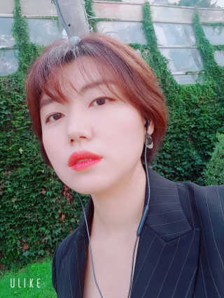 스톤브릭 라커틴트 립스틱스 — 5점을 준 리뷰어가 2019년 10월 올린 사용 사진