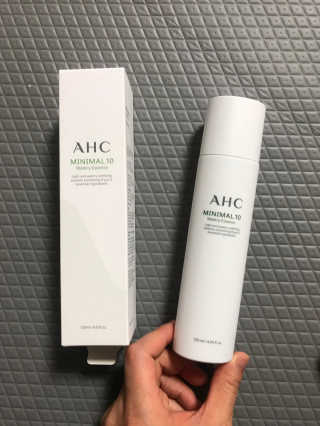 AHC 에이 에이치 씨 미니멀 10 워터리 에센스 — 3점을 준 리뷰어가 2018년 12월 올린 사용 사진