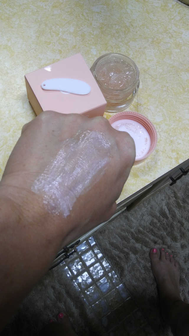 Pure White Tone-Up Cream 리뷰 사진