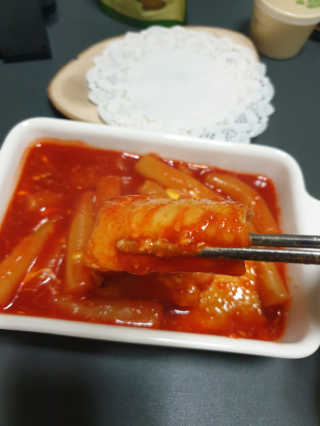 두번째 국떡 국가대표 떡볶이 1팩 + 영미칩 2봉 증정 — 4.5점을 준 리뷰어가 2019년 2월 올린 사용 사진