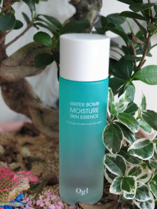 오지아이 워터 밤 모이스처 스킨 에센스 180ml — 5점을 준 리뷰어가 2020년 2월 올린 사용 사진