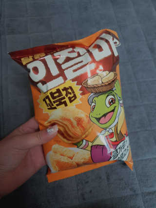 꼬북칩 달콩인절미맛 12봉지 — 4점을 준 리뷰어가 2019년 12월 올린 사용 사진