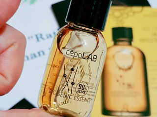 세포랩 바이오제닉 에센스 30ml 특별팩 — 5점을 준 리뷰어가 2018년 4월 올린 사용 사진