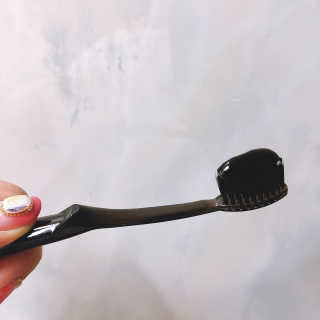 the naked object 디블랙팩치약 디블랙칫솔 세트 — 5점을 준 리뷰어가 2020년 2월 올린 사용 사진