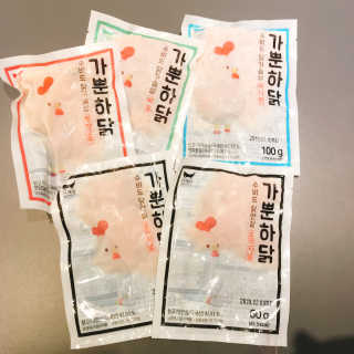 농업회사법인미래원 가뿐하닭 수비드 5종 SET — 5점을 준 리뷰어가 2018년 6월 올린 사용 사진