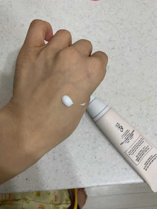 보나쥬르 멜팅 글로우 카밍 크림 50ml — 5점을 준 리뷰어가 2020년 1월 올린 사용 사진