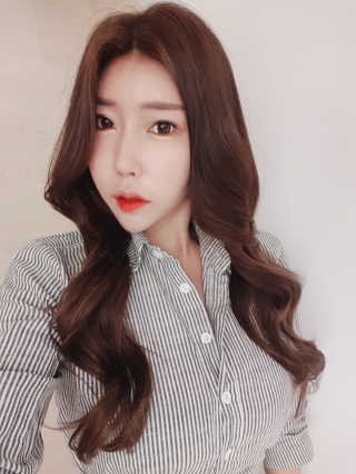 홈앤살롱 집에서 하는 모발클리닉 디스 이즈 앝 — 5점을 준 리뷰어가 2019년 10월 올린 사용 사진