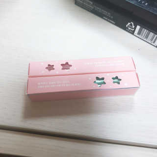 [블랙루즈] 펄블리 아이 글리터 2종 — 3.5점을 준 리뷰어가 2019년 1월 올린 사용 사진