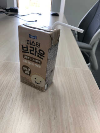 헤이미스터브라운 [매일유업] 헤이 미스터브라운 12개입 — 4점을 준 리뷰어가 2019년 8월 올린 사용 사진