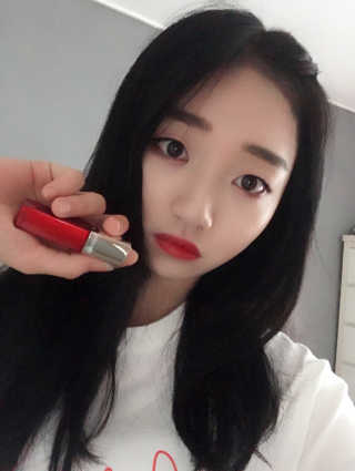 테라다이아 립 메이트 오일 — 4.83점을 준 리뷰어가 2018년 6월 올린 사용 사진