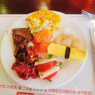 라마다송도호텔벨뷰 [라마다송도호텔 벨뷰]디너 2인 뷔페 이용권 — 1점을 준 리뷰어가 2019년 6월 올린 사용 사진