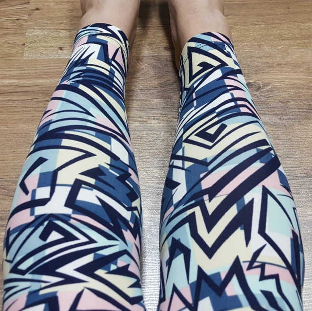 봄가을겨울 패턴 패션레깅스 리뷰 사진