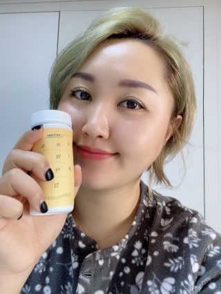 힐링팩토리 오늘도 가볍게 저분자 피쉬 콜라겐 정 — 3.5점을 준 리뷰어가 2020년 2월 올린 사용 사진