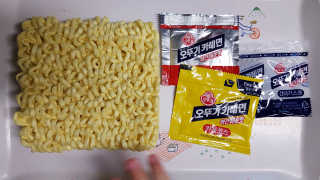 오뚜기카레면 2차 모집 — 5점을 준 리뷰어가 2019년 2월 올린 사용 사진