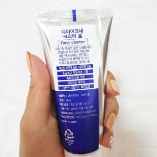 페어아크네 크리미폼 페어아크네 크리미 폼 — 4점을 준 리뷰어가 2019년 8월 올린 사용 사진