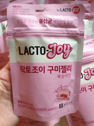 락토조이 구미젤리 복숭아맛 — 5점을 준 리뷰어가 2019년 8월 올린 사용 사진