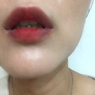 [블랙루즈] 에어 핏 벨벳 틴트5 1+1 — 5점을 준 리뷰어가 2019년 11월 올린 사용 사진