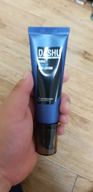 다슈코리아 다슈 맨즈 톤 업 비비로션 40ml — 4.5점을 준 리뷰어가 2018년 6월 올린 사용 사진