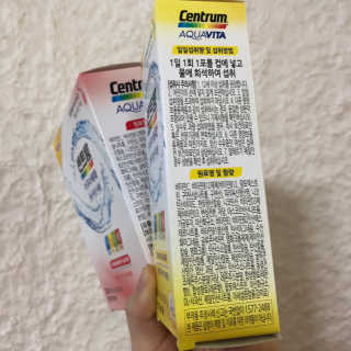 센트룸 아쿠아비타 레몬향, 딸기향 — 5점을 준 리뷰어가 2019년 8월 올린 사용 사진