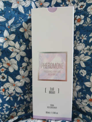 레드컨테이너 페로몬향 퍼퓸 바디미스트 80ml — 5점을 준 리뷰어가 2020년 2월 올린 사용 사진