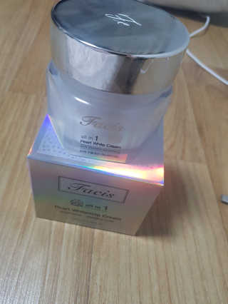 파시스 올인원 진주 화이트닝 크림 100ml — 5점을 준 리뷰어가 2018년 12월 올린 사용 사진