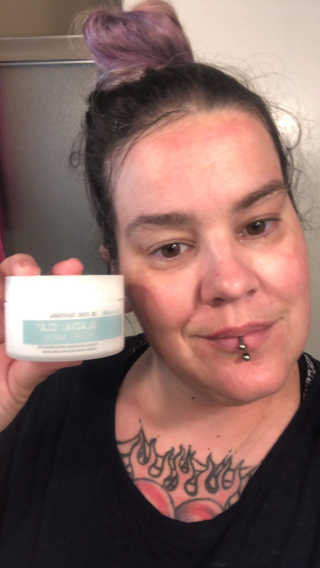 Dr.pore tightening pink clay facial mask — 4.33점을 준 리뷰어가 2018년 9월 올린 사용 사진