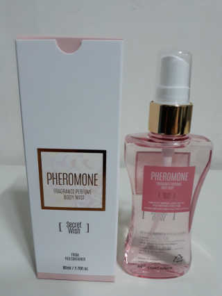 레드컨테이너 페로몬향 퍼퓸 바디미스트 80ml — 5점을 준 리뷰어가 2020년 2월 올린 사용 사진