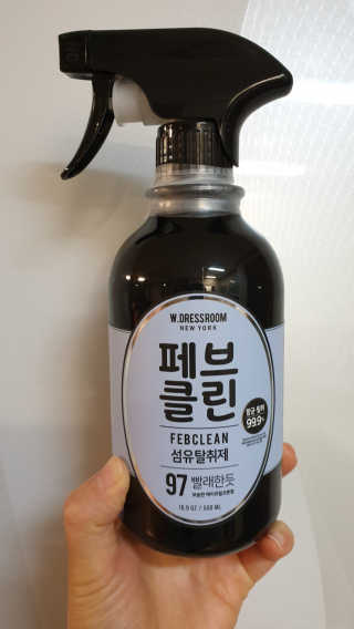 더블유드레스룸 페브클린 500ml — 4.17점을 준 리뷰어가 2018년 11월 올린 사용 사진