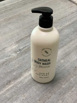 (주)에네스티 내추럴 촉촉  오트밀 바디워시 500ml — 5점을 준 리뷰어가 2019년 9월 올린 사용 사진