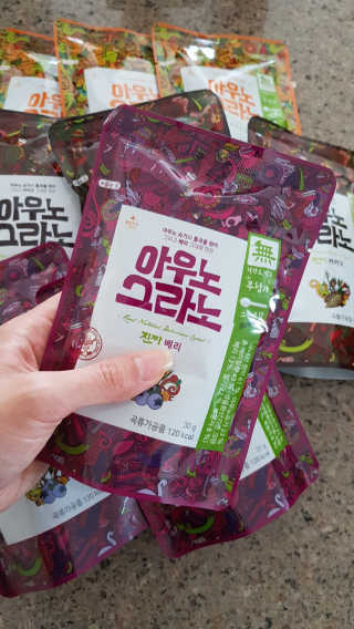 아우노그라노 오리지날, 진짜 베리, 진짜 카카오 — 4점을 준 리뷰어가 2018년 7월 올린 사용 사진