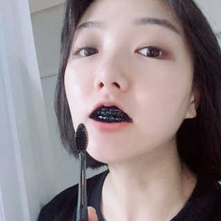 the naked object 디블랙팩치약 디블랙칫솔 세트 — 4점을 준 리뷰어가 2019년 6월 올린 사용 사진