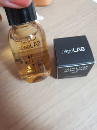 세포랩 바이오제닉 에센스 30ml 특별팩 — 4.67점을 준 리뷰어가 2018년 5월 올린 사용 사진