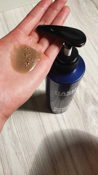 다슈코리아 다슈 데일리 단백질 한방 두피 골드 샴푸 500ml — 4점을 준 리뷰어가 2020년 3월 올린 사용 사진