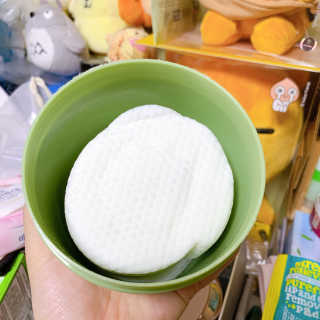[후르디아] 약산성  모공 필링 패드(70매) — 3.5점을 준 리뷰어가 2019년 8월 올린 사용 사진