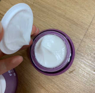 [후르디아] 72시간 블루베리 속살 수분크림 — 4점을 준 리뷰어가 2019년 8월 올린 사용 사진