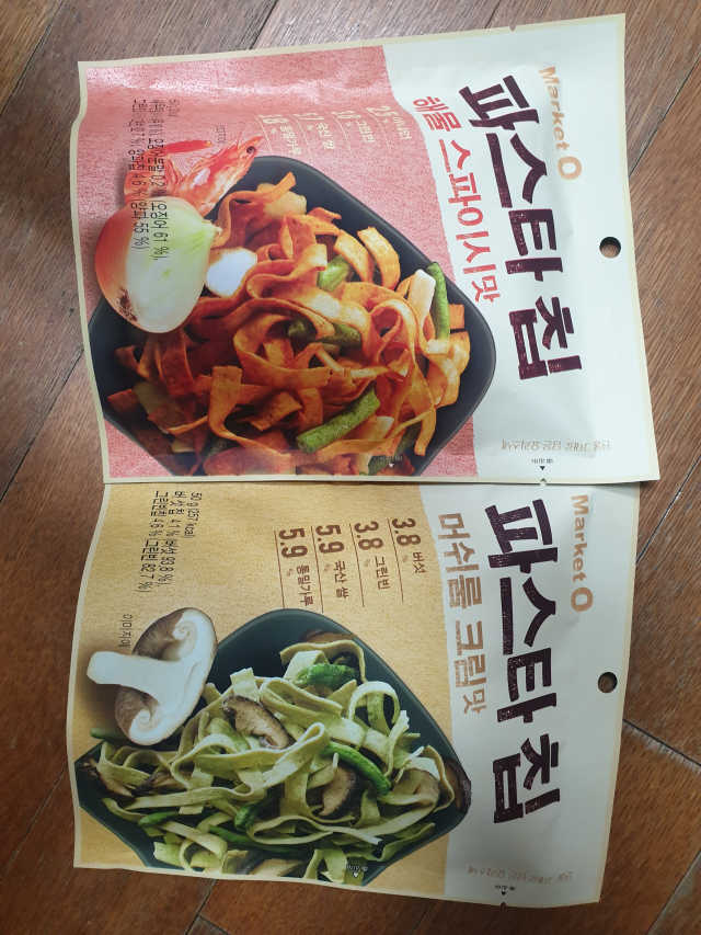 마켓오 파스타칩 해물스파이시 5개 + 머쉬룸크림 5개 리뷰 사진