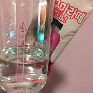 보나쉬슬림 고구마라떼 6pc+보틀 — 2점을 준 리뷰어가 2019년 5월 올린 사용 사진
