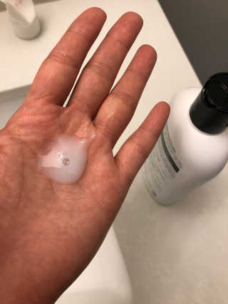 IRORO DearScalp Enhancive Anti-Hair Loss Shampoo-M — 4점을 준 리뷰어가 2019년 10월 올린 사용 사진