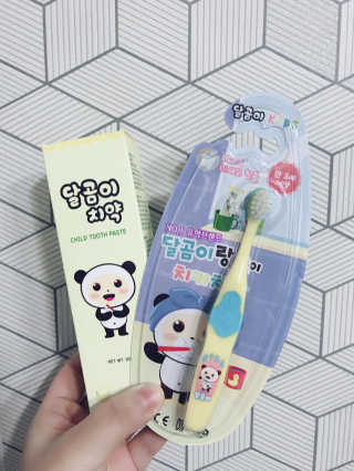 달곰이 어린이 치약+어린이 칫솔 SET — 5점을 준 리뷰어가 2017년 12월 올린 사용 사진