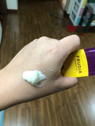 [후르디아] 블루베리 허니 오버나이트 마스크 달광팩 — 4.5점을 준 리뷰어가 2019년 9월 올린 사용 사진