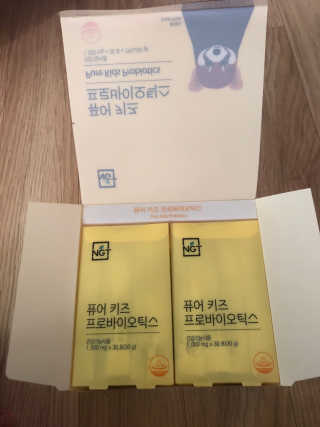 네츄럴굿띵스 퓨어 키즈 프로바이오틱스 60포 — 4.5점을 준 리뷰어가 2019년 8월 올린 사용 사진