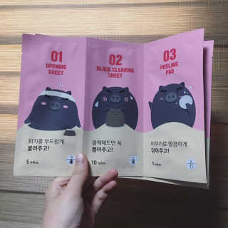 미팩토리 3단 돼지코팩 1box + 3단 흑돼지코팩 1box — 5점을 준 리뷰어가 2019년 8월 올린 사용 사진