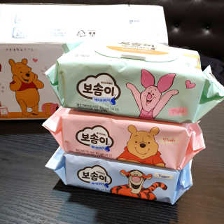 보솜이 아기물티슈 베이비케어 푸에디션 캡 74매 10입 — 4.5점을 준 리뷰어가 2019년 4월 올린 사용 사진